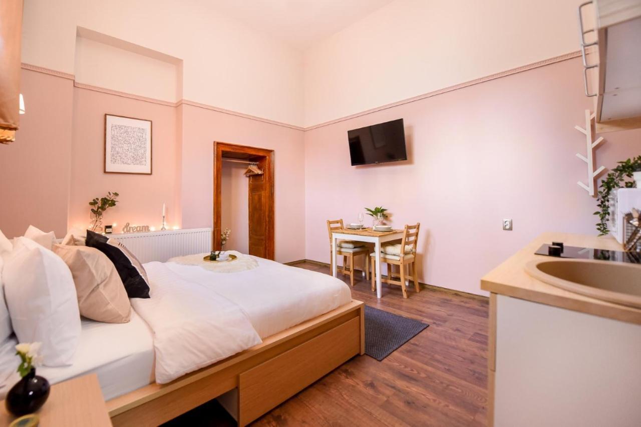 Le Petit & Cosy - Best Location Old Town & Quiet Bucureşti Eksteriør bilde